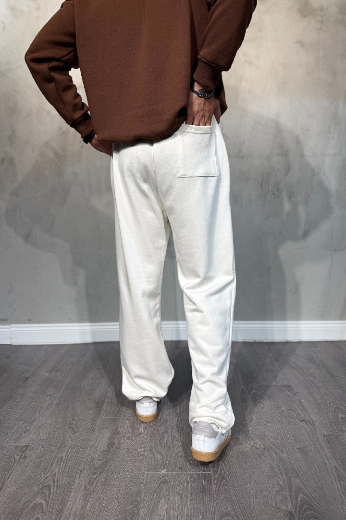 Şerit Detaylı Baggy eşofman Şerit Detaylı Baggy eşofman