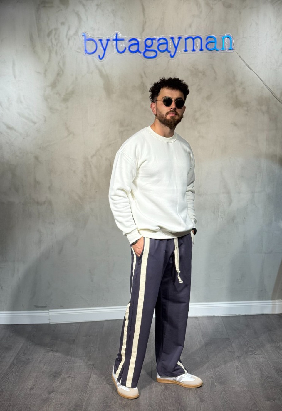 Beyaz 3’iplik Sweatshirt Beyaz 3’iplik Sweatshirt