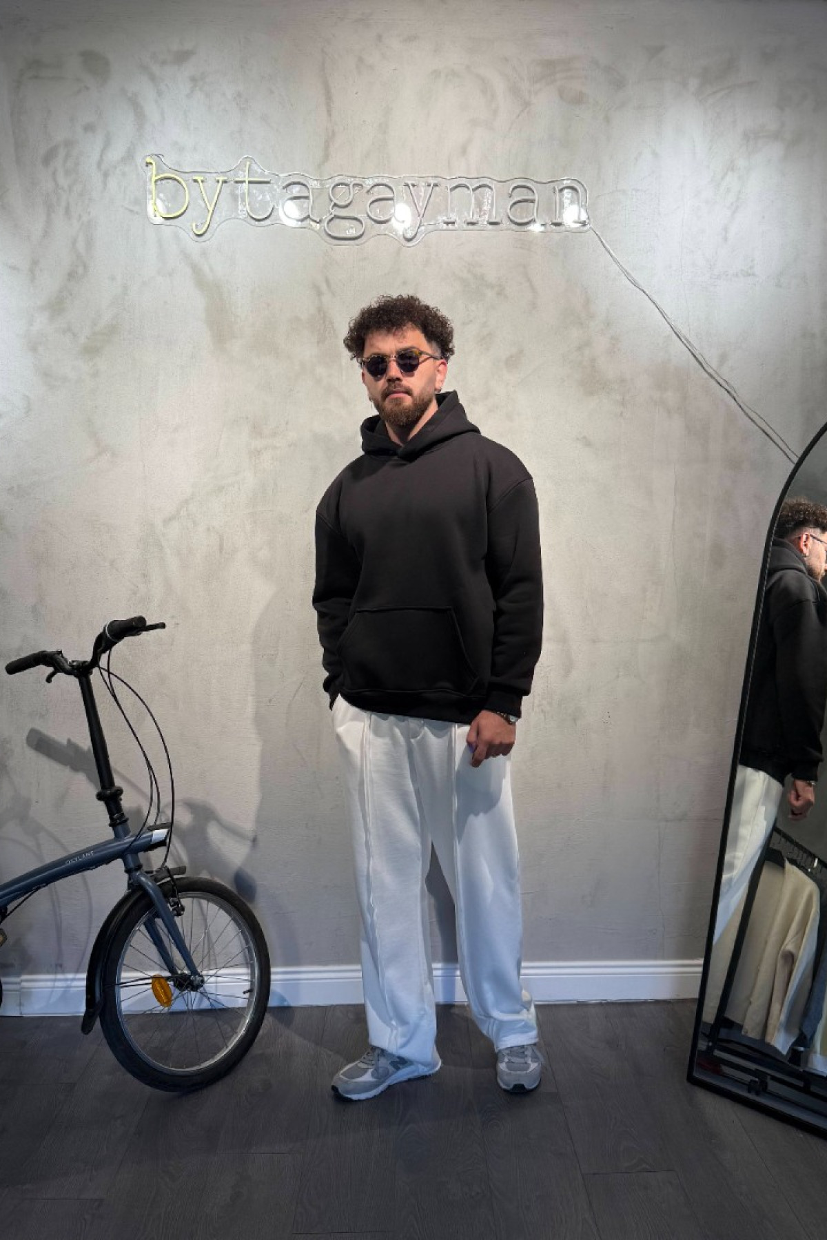 3’İplik Kapüşonlu Siyah Sweatshirt