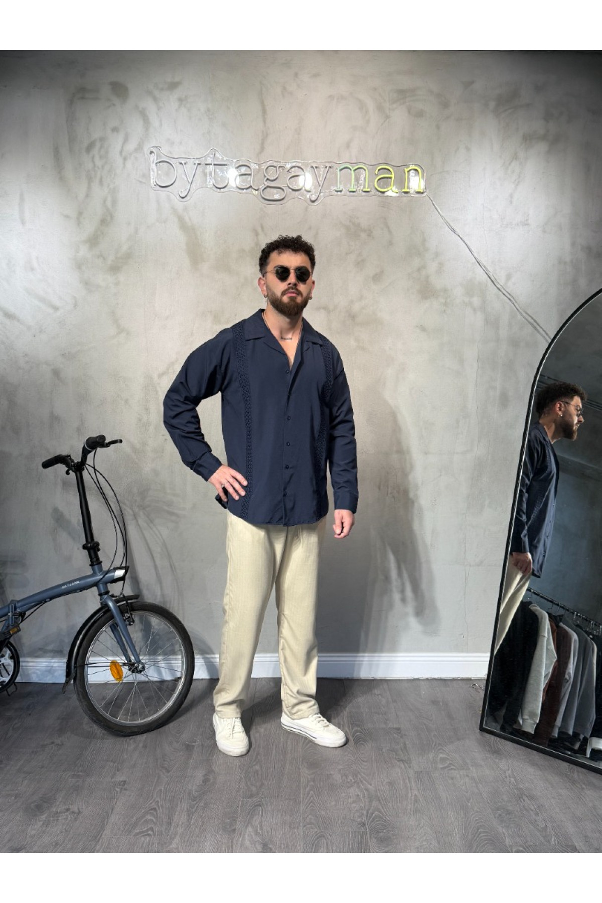 Oversize Nakışlı Laci Gömlek Oversize Nakışlı Laci Gömlek