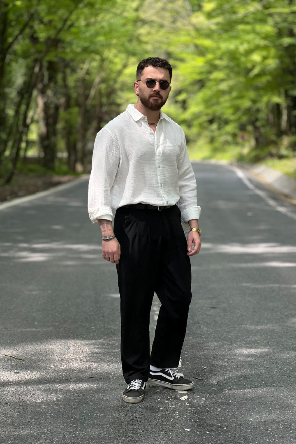 Yarım Oversize Beyaz Müslin Kumaş Gömlek Yarım Oversize Beyaz Müslin Kumaş Gömlek