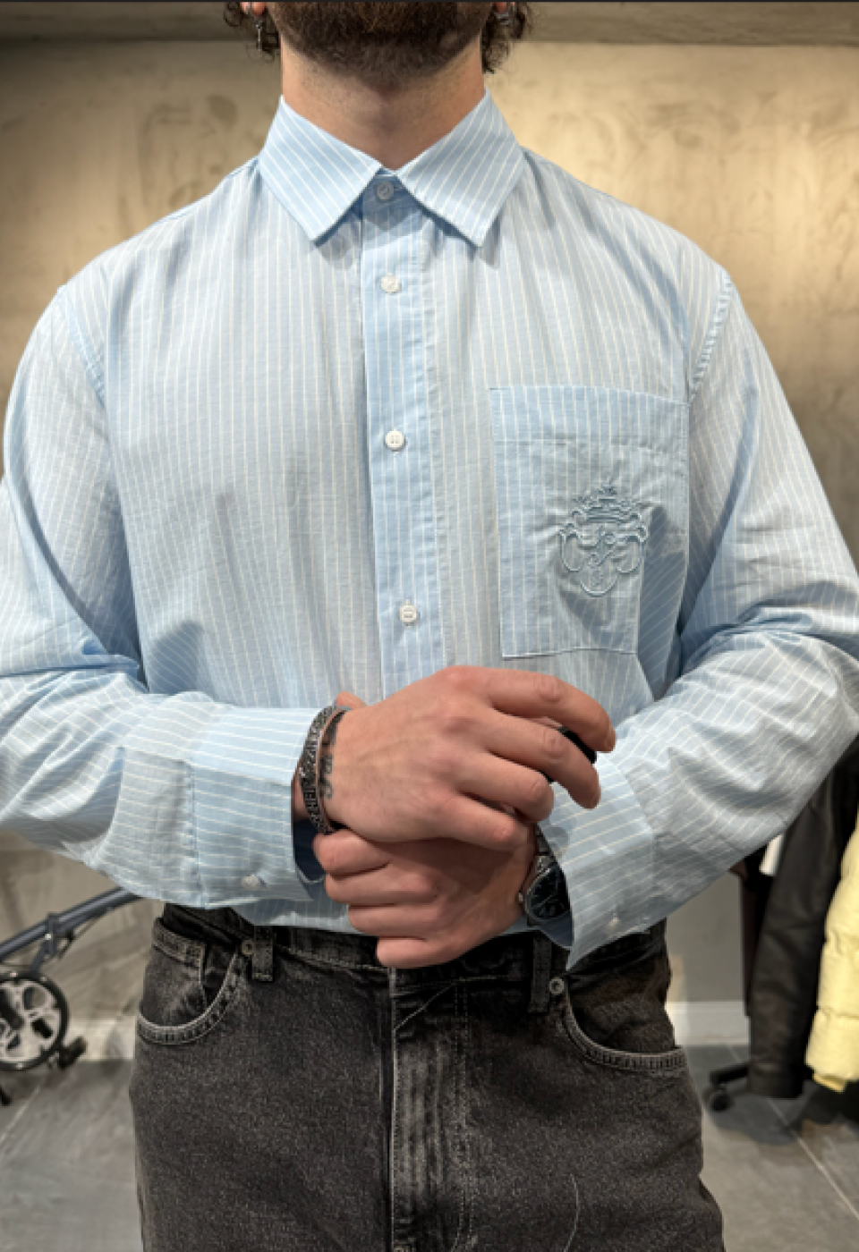 Cep Nakışlı Mavi Oversize Gömlek