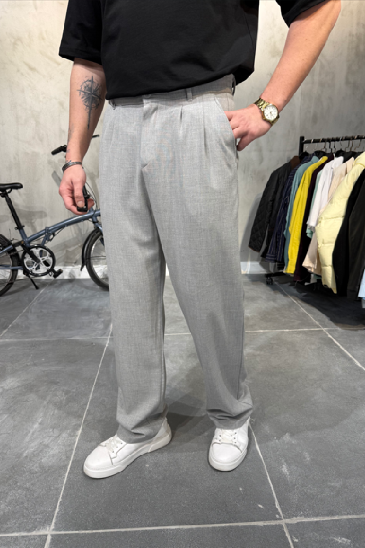 Pileli Kumaş Gri Pantolon