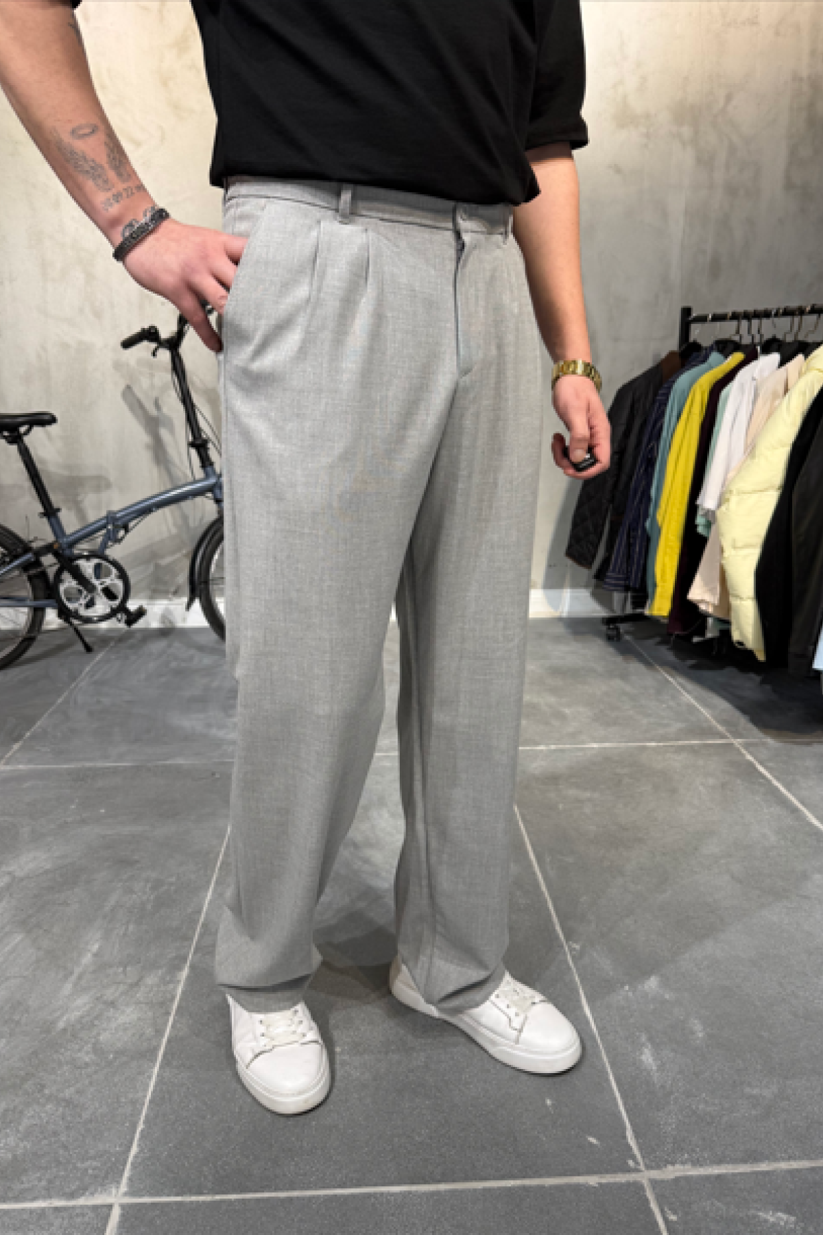 Pileli Kumaş Gri Pantolon