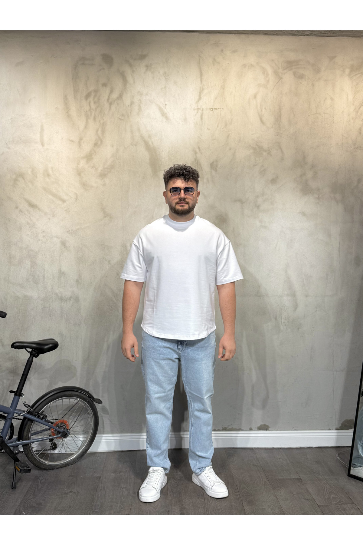 Beyaz Oversize T-Shirt