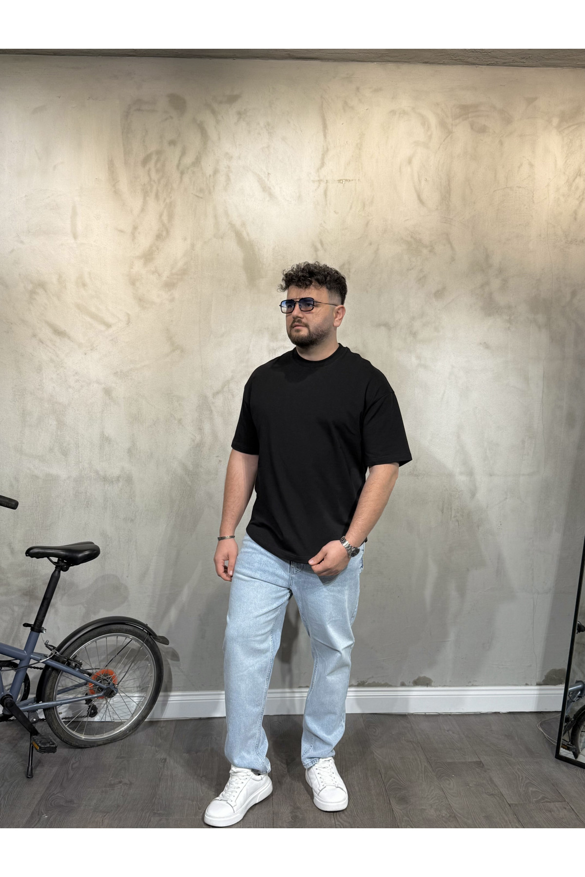 Siyah Oversize T-Shirt Siyah Oversize T-Shirt