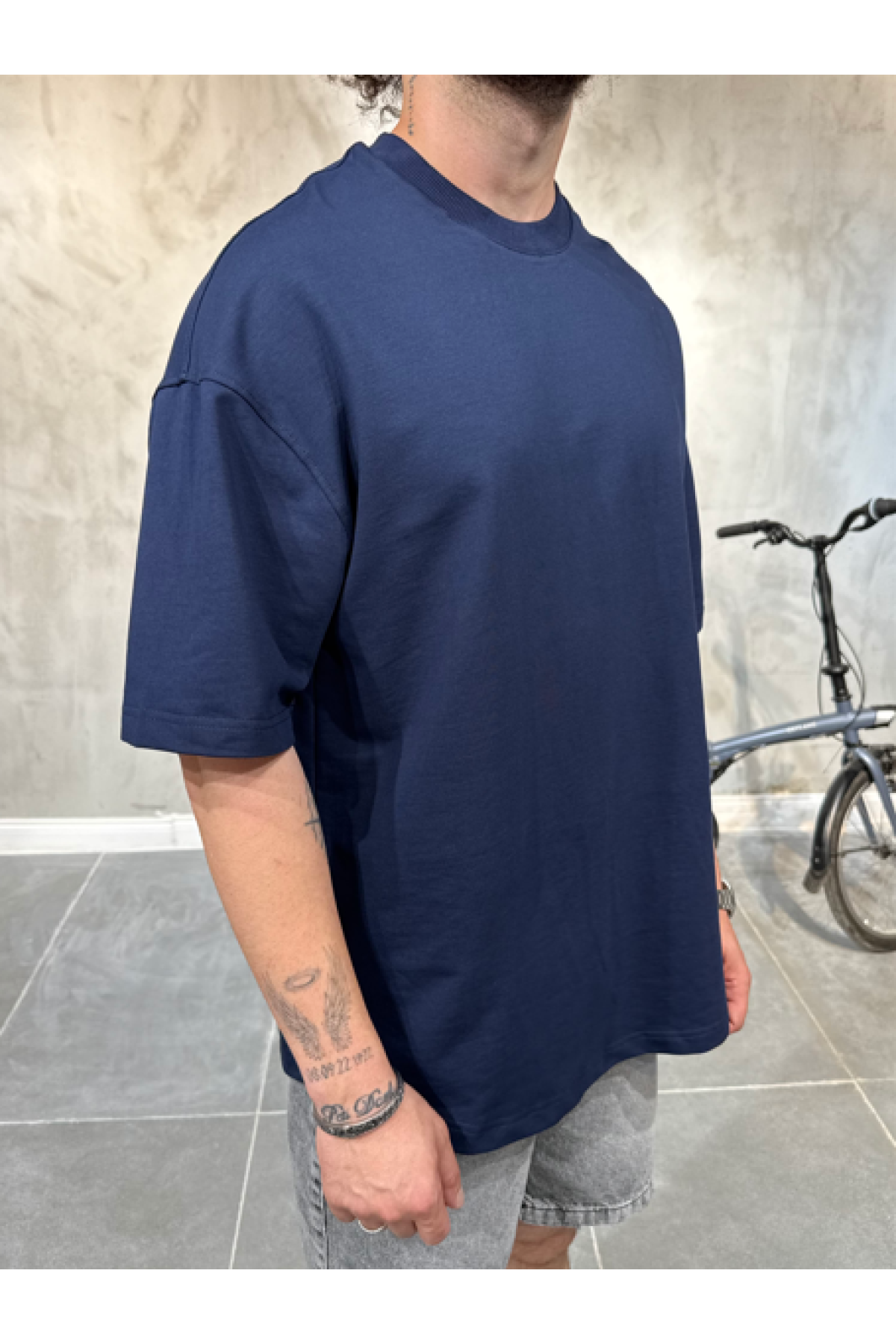Basic Oversize Laci T-Shirt Basic Oversize Laci T-Shirt
